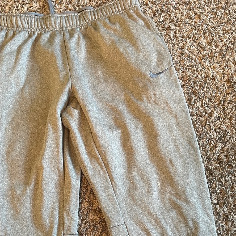 Men's Nike Joggers - Picture 2 of 3